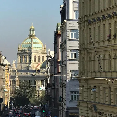 Spacious Cozy In Centre Prag