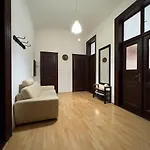 Lejlighed Spacious Cozy In Centre