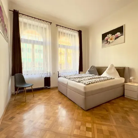 Spacious Cozy In Centre Lejlighed