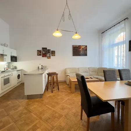 Daire Spacious Cozy In Centre *