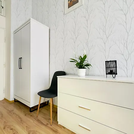 Spacious Cozy In Centre Апартаменты