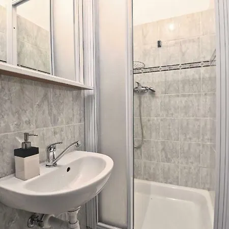 Διαμέρισμα Spacious Cozy In Centre Πράγα