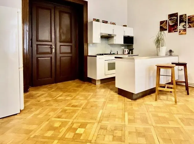 Spacious Cozy In Centre Διαμέρισμα *