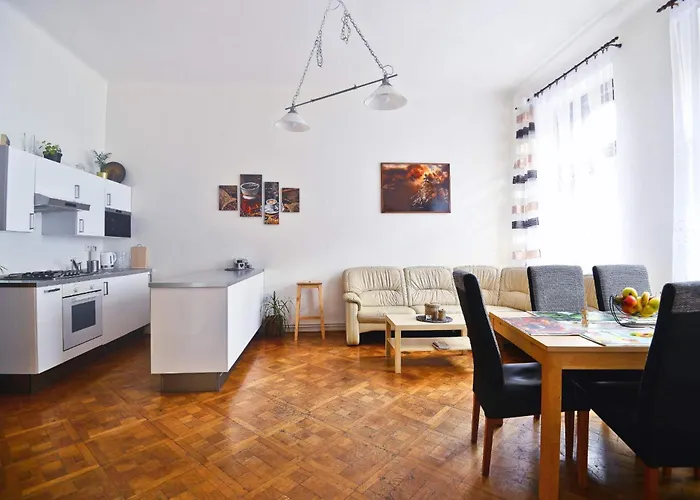 Spacious Cozy In Centre *