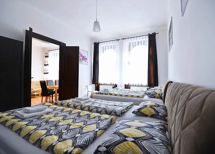 Spacious Cozy In Centre
