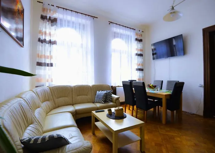 Spacious Cozy In Centre *