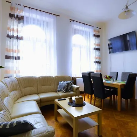 Spacious Cozy In Centre *