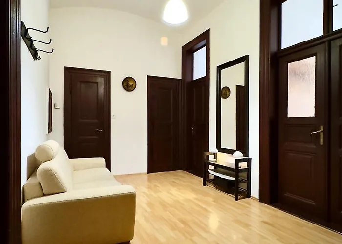 Spacious Cozy In Centre Prag