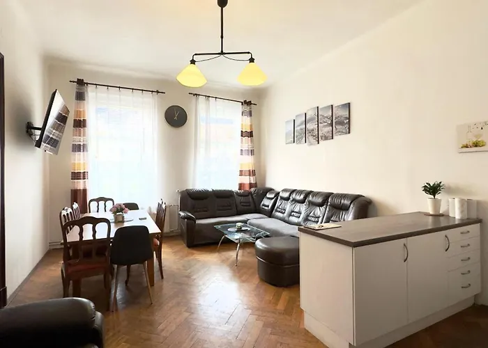 Spacious Cozy In Centre Daire Prag