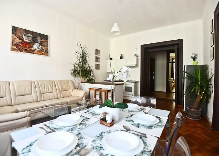 Spacious Cozy In Centre *